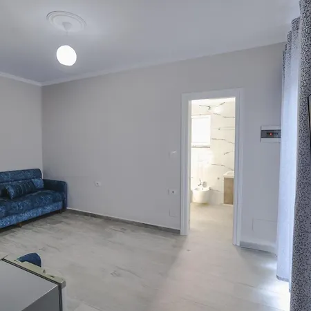 Apartment Luka *
